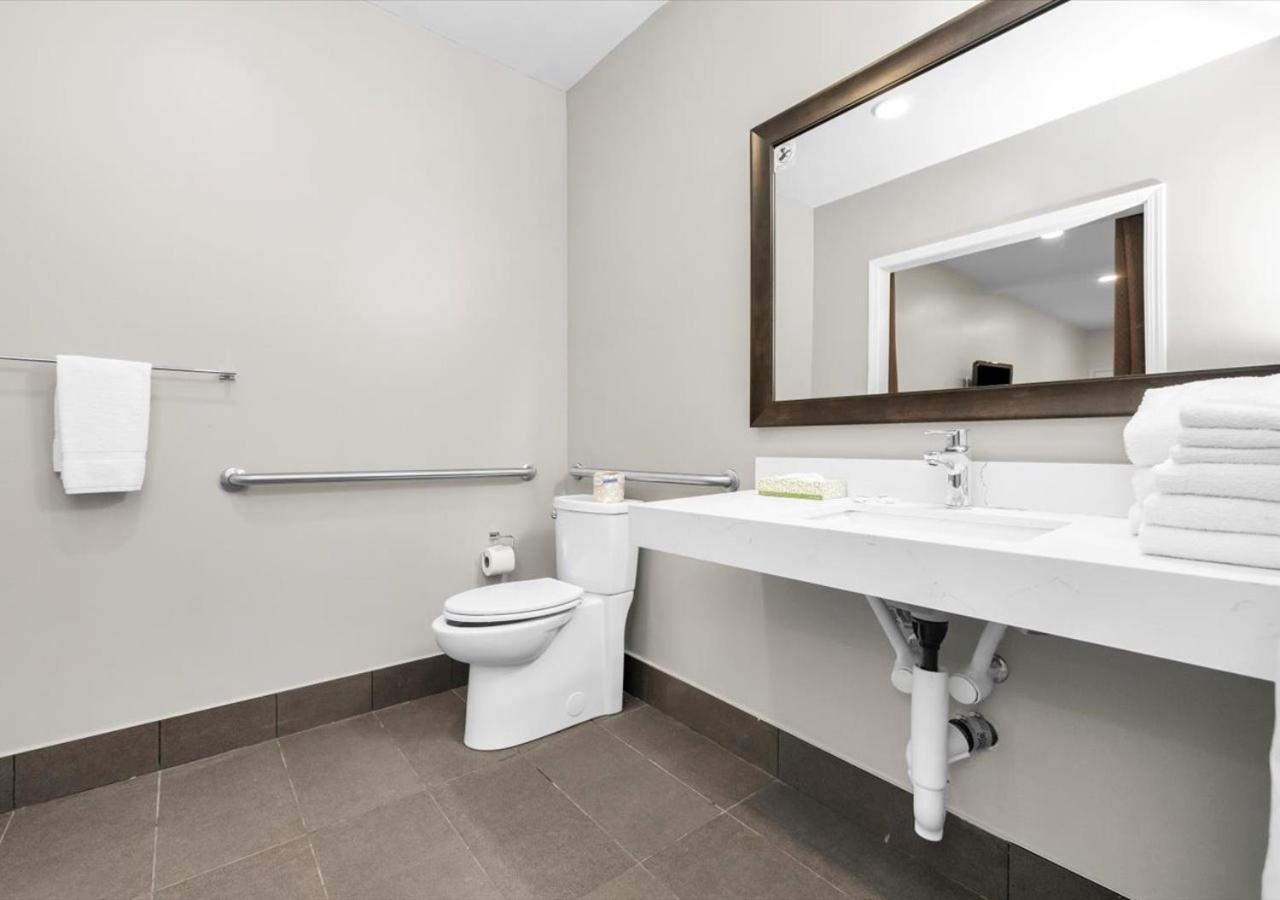 King Room Disability Access Non-Smoking