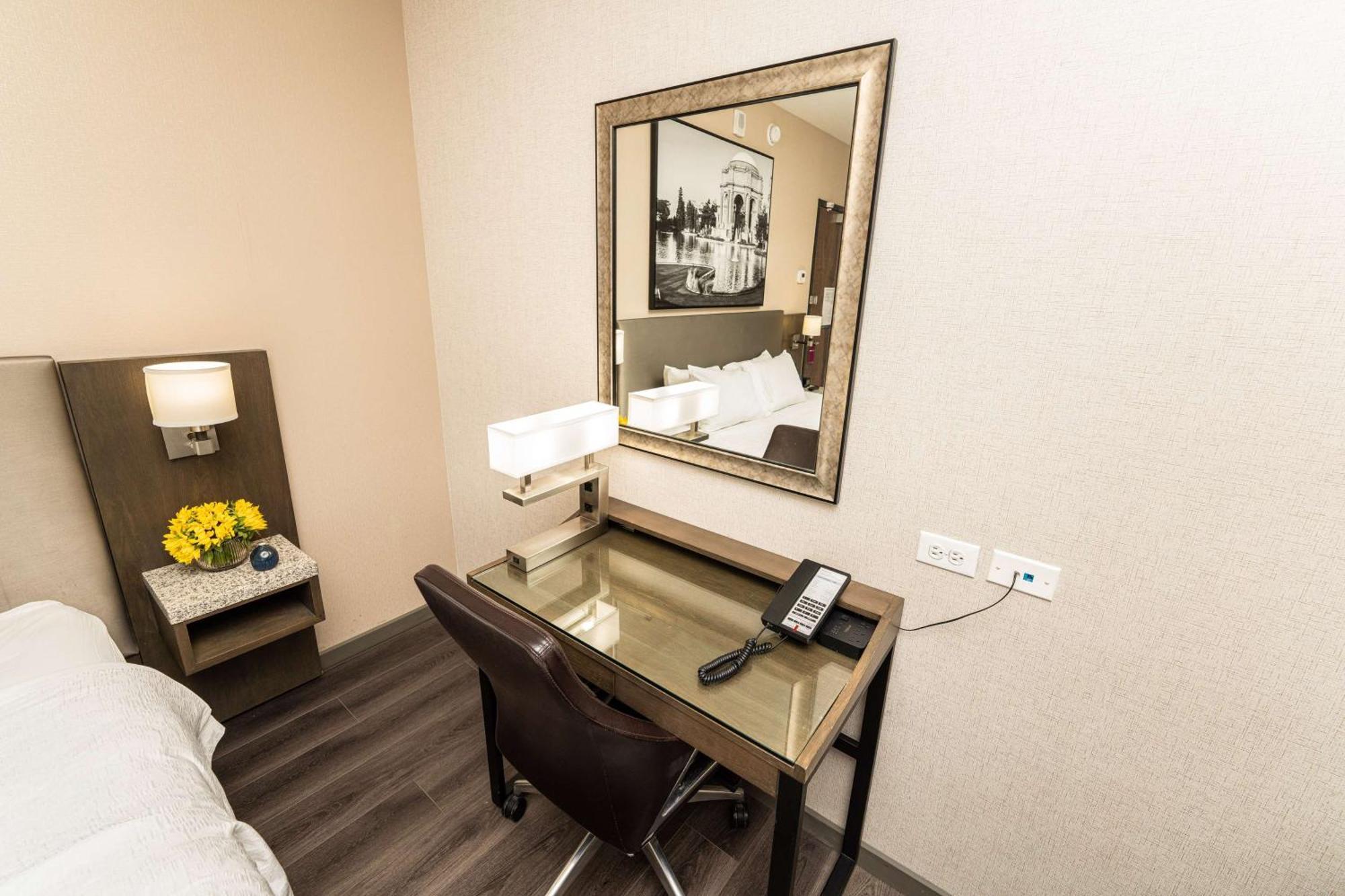 King Room Non-Smoking