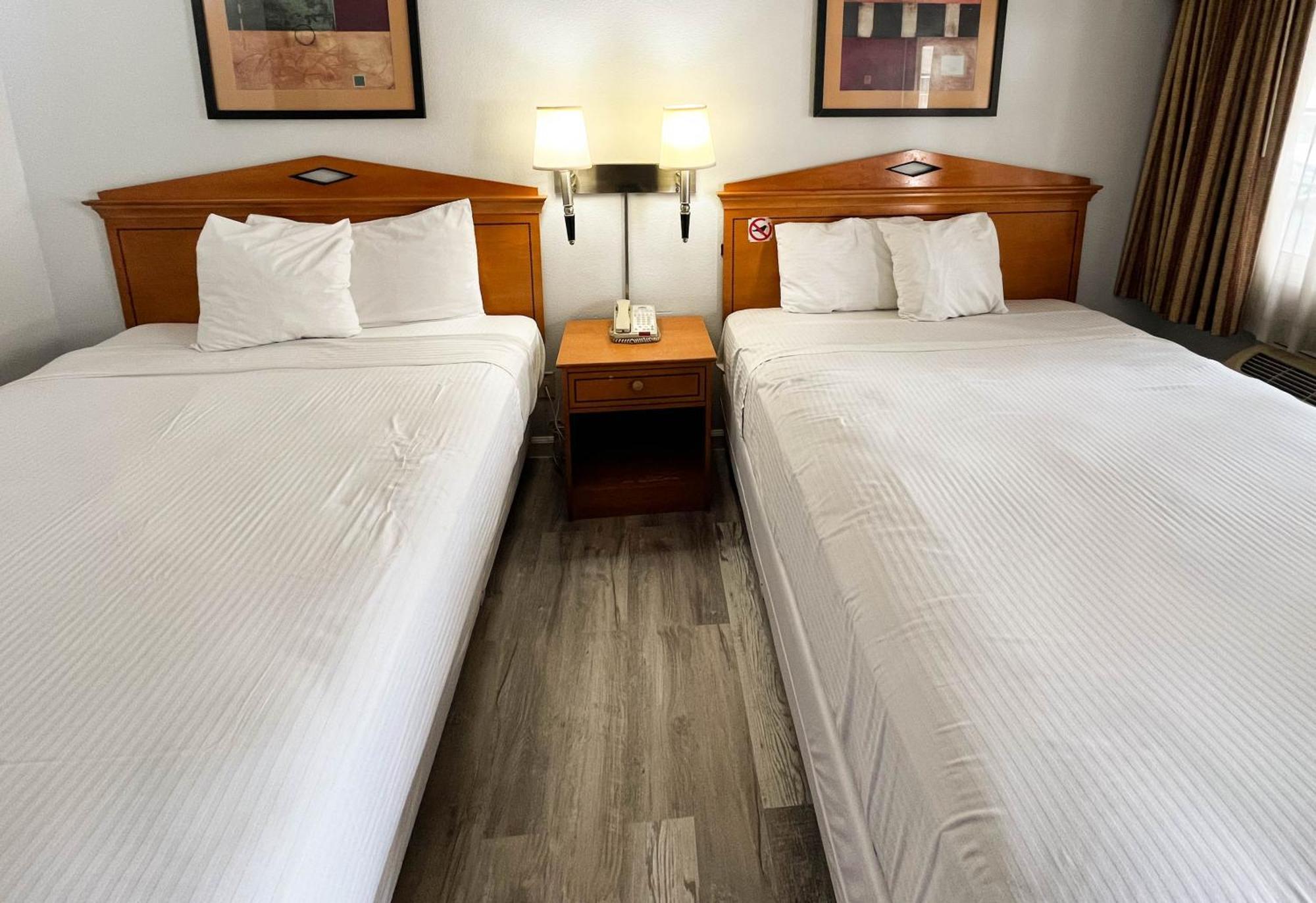 Quadruple Room Disability Access Non-Smoking,1660292053:JPEG
