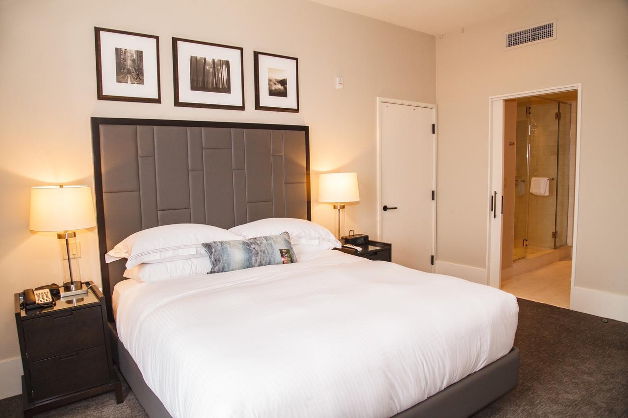 One Bedroom Residence One King Bed Sofa bed,645043605:JPEG